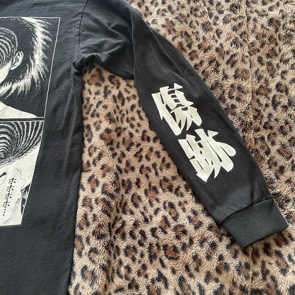 Uzumaki Long sleeve black tee bought at spencer’s and worn once - Picture 3 of 5